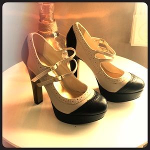 Baby doll platform pumps